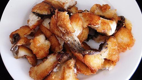 Cuối tuần quây quần cùng ăn bún cá rô