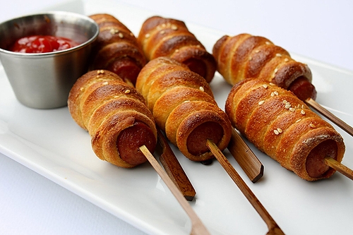 Cảm giác mới với hotdog mini Cảm giác mới với hotdog mini