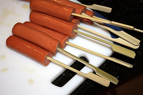 Cảm giác mới với hotdog mini Cảm giác mới với hotdog mini
