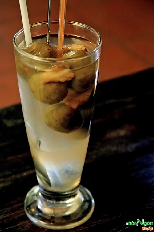 Café Xuân Lộc – Sự náo nhiệt giữa lòng Hà Nội 