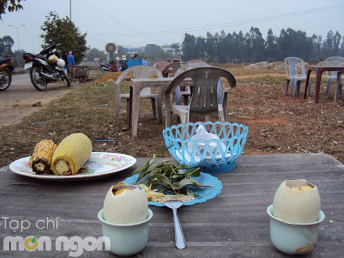 Ăn trứng nướng phong cách Việt Trì