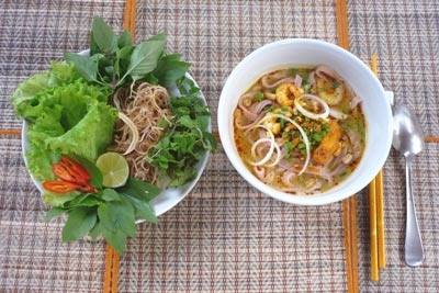 Mì Quảng chay.