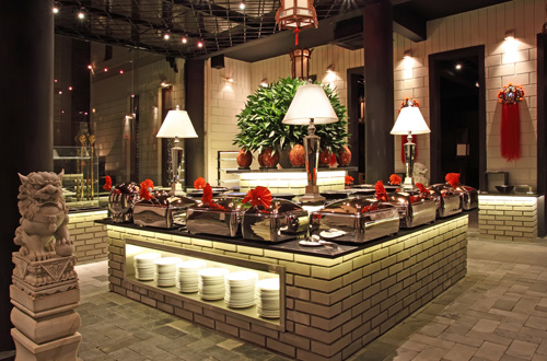 Phối cảnh tuyệt đẹp của buffet vương gia tại vườn thượng uyển của Ming Dynasty.