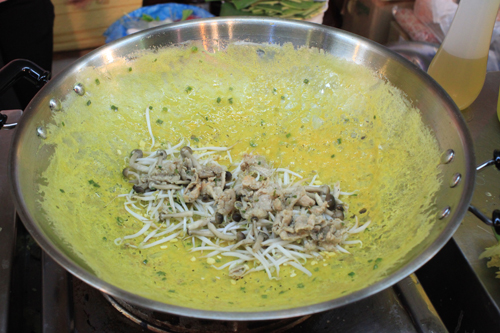 Bánh xèo chảo.