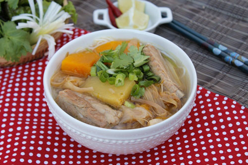 Ngọt thanh bún sườn non
