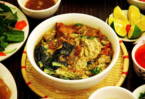 Bánh đa cua Hải Phòng