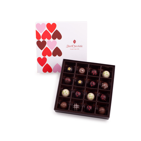 Hộp 16 viên chocolate tươi với cover hộp trẻ trung trắng - hồng.