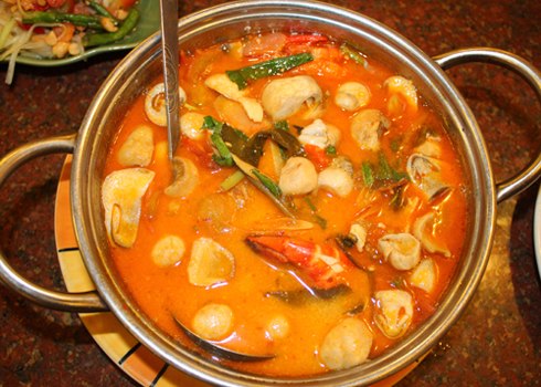 Canh tôm chua cay Thái