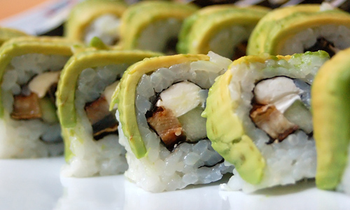 Màu sắc bắt mắt của sushi.
