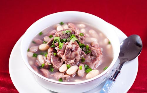Đậu phộng hầm mong heo