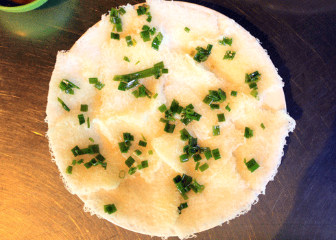 Bánh hỏi thịt nướng
