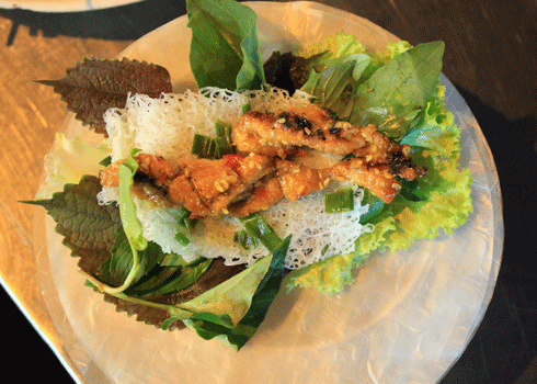 Bánh hỏi thịt nướng