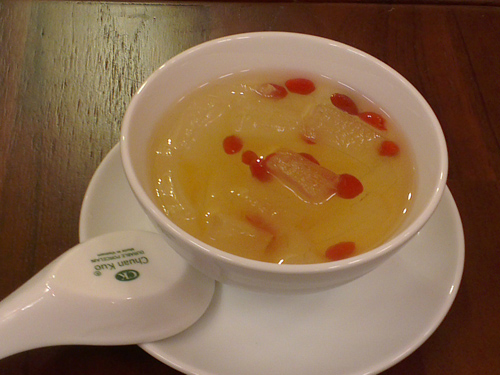 Chè hoa quế với nha đam, kỷ tử và mật ong thanh nhiệt, thanh giọng và đẹp da.