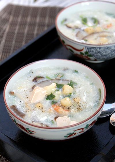 Súp hạt sen vừa thổi vừa ăn