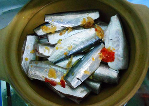 Cá trích ngâm giấm