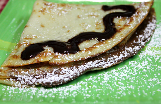Bánh crepe cuộn chocolate