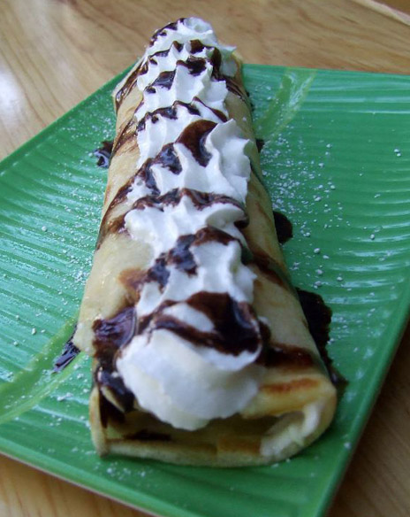 Bánh crepe cuộn chocolate