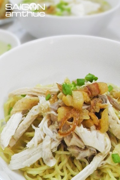 Mì gà ngon hơn khi ăn khô