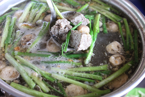 Lẩu cháo cua đồng