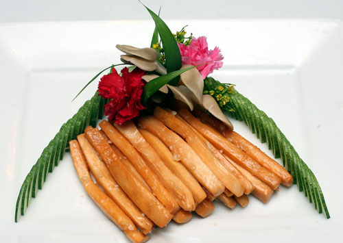 Đùi gà xào tỏi