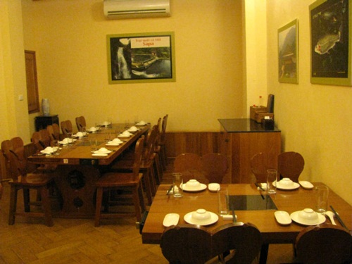 Nhà hàng Thác Bạc - Sapa