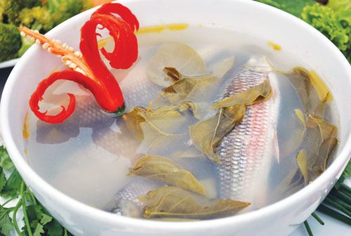 Chua thơm với canh cá niên lá giang