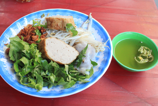 Quán bánh cuốn ngon Sài Gòn