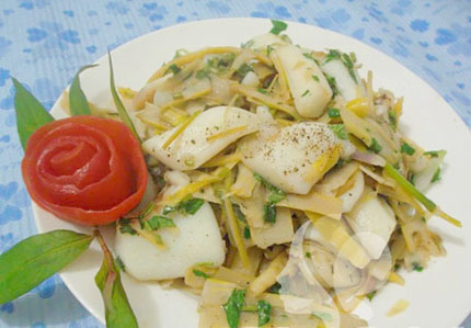 Măng xào mực