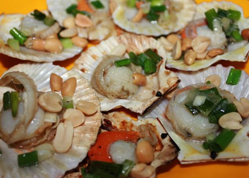 Sò điệp nướng mỡ hành