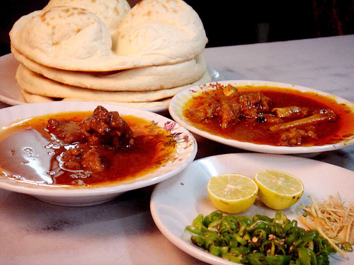Món Nalla hay Nalli Nihari  của Ấn Độ