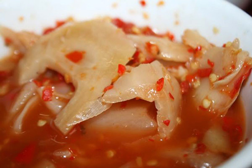 Măng ngâm ớt chua cay