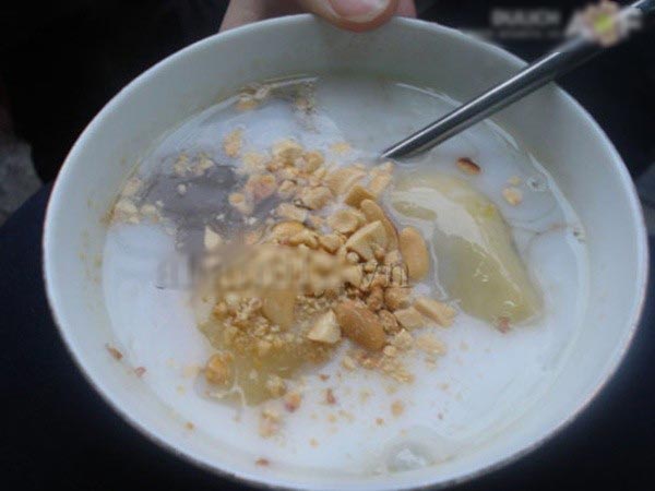 Chè Bốn mùa – Hàng Cân