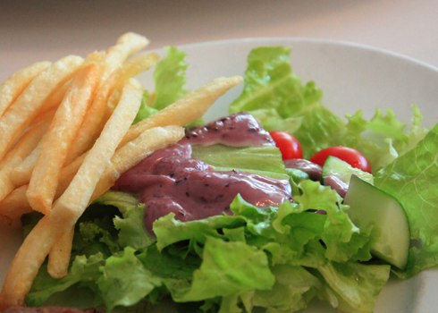 Salad và khoai tây