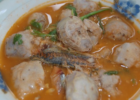 Canh khoai môn