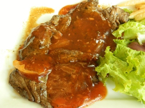 Thịt bò mềm, miếng bò dày dặn