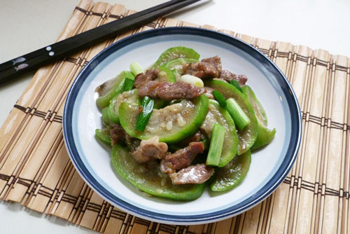 Mướp hương xào thịt 