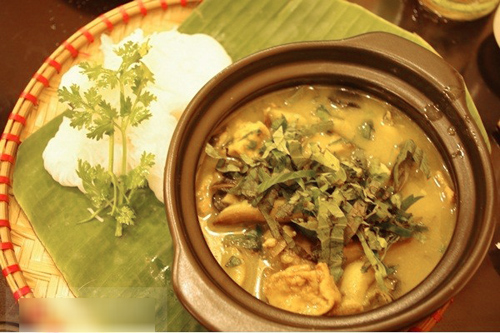 Bún ốc đậu.