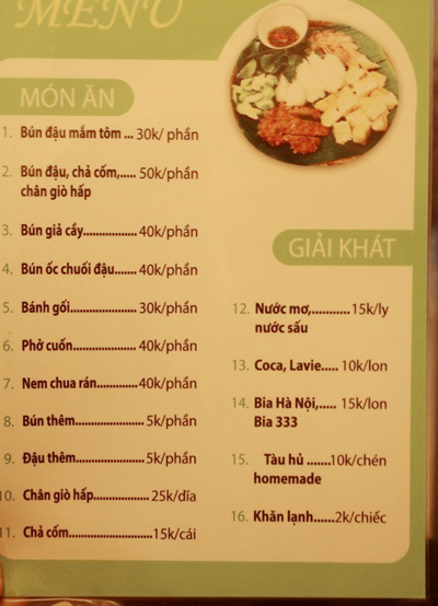 Menu giá của các quán gần như ngang nhau.