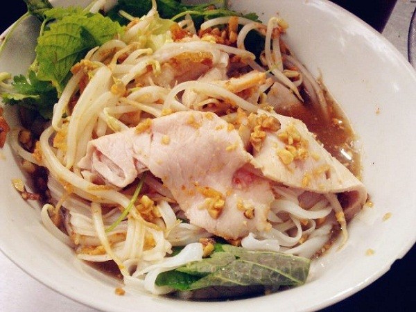 Phở tíu chợ Đồng Xuân.