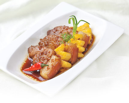 Thịt heo kho dứa