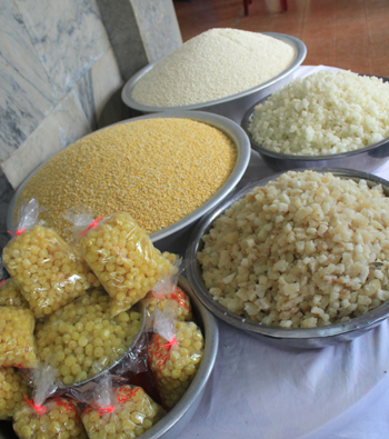 Nguyên liệu làm bánh.