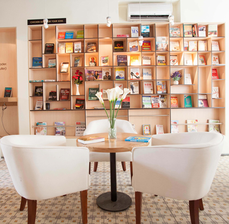 FYI bookcafe