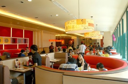 Thông tin chi tiết về Pizza Hut tại www.pizzahut.vn.