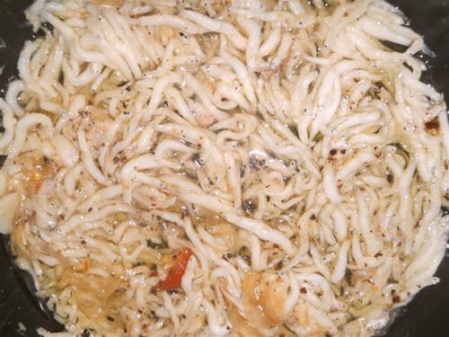 Cá cơm mồm kho rim - Ảnh: T.Ly