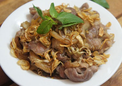 Thơm lừng chân giò xào lăn