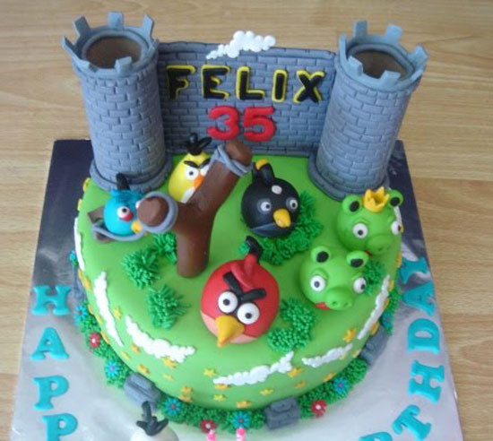 Chiếc bánh sinh nhật dành riêng cho fan của Angry Bird.