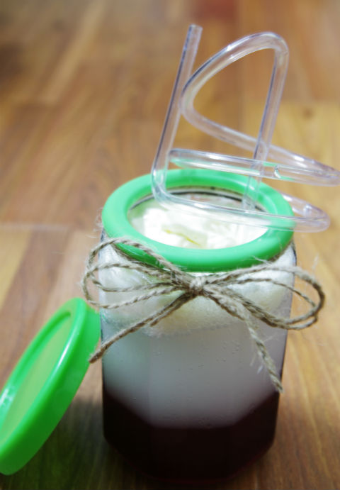 Thế là đã có một cốc soda dâu ngon tuyệt cú mèo rồi. Rất đơn giản phải không nào!