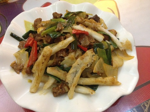 Phở cuốn nầm bò