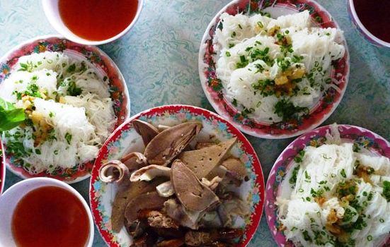 Bánh hỏi lòng heo Phú Long