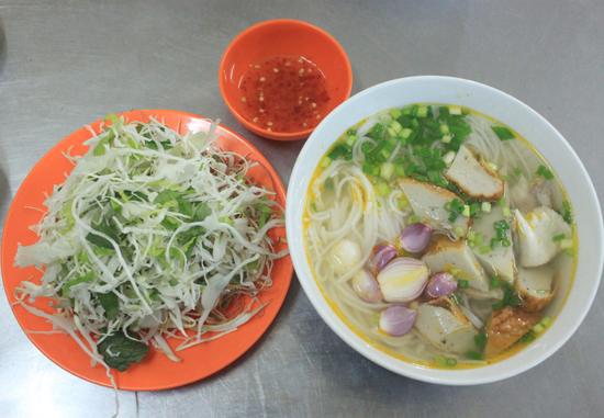 Bún chả cá